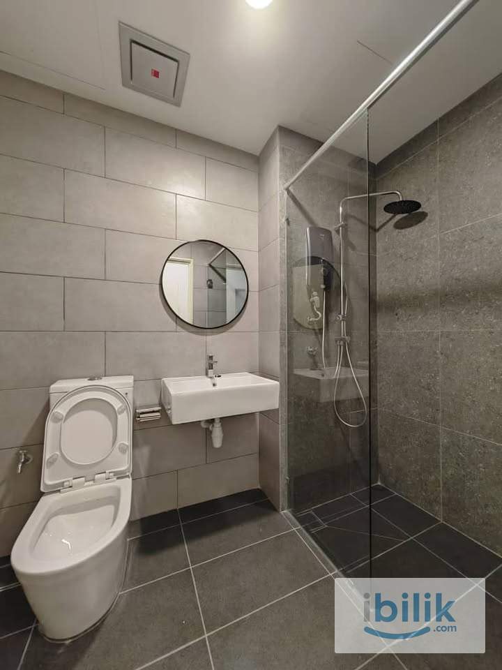 NADAYU 801 MASTER ROOM FULLY FURNISHED LRT STATION - Image 3