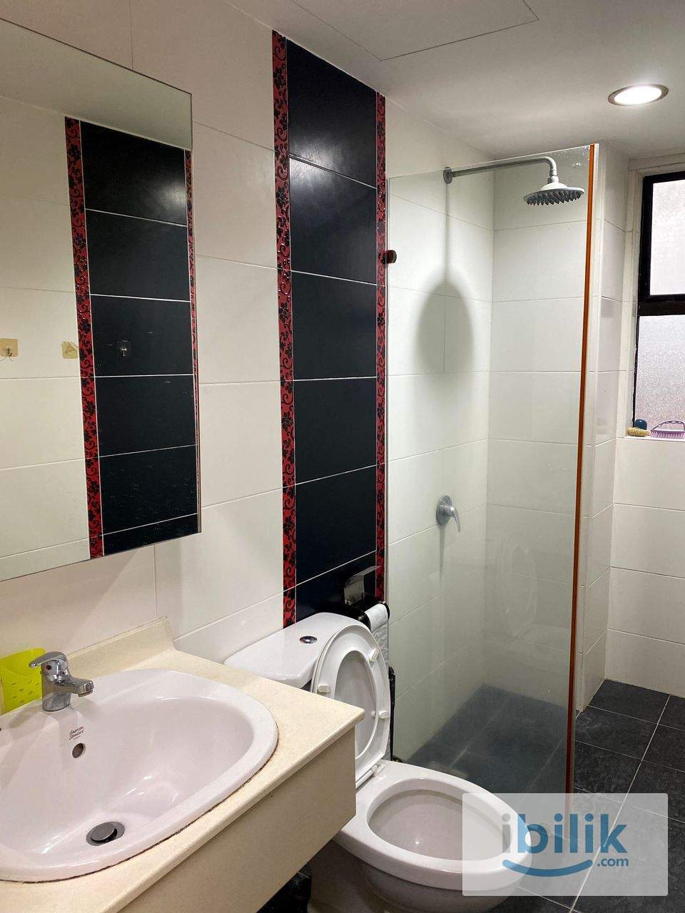 CASA INDAH 1 MASTER BEDROOM FULLY FURNISHED LRT STATION  - Image 4