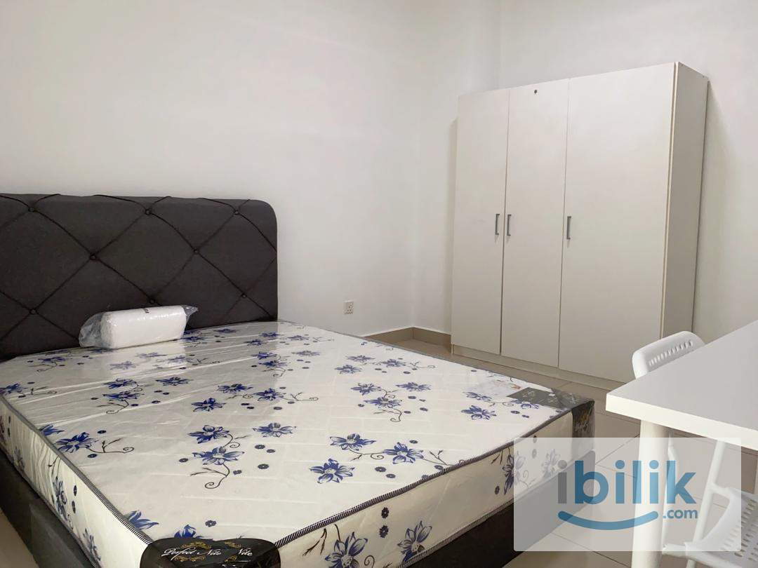 Kelana parkview master bedroom fully furnished for rent  - Image 1