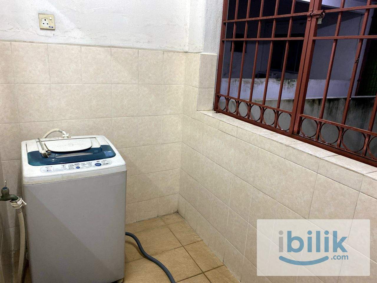 BAYU PUTERI MEDIUM ROOM FULLY FURNISED FOR RENT  - Image 4