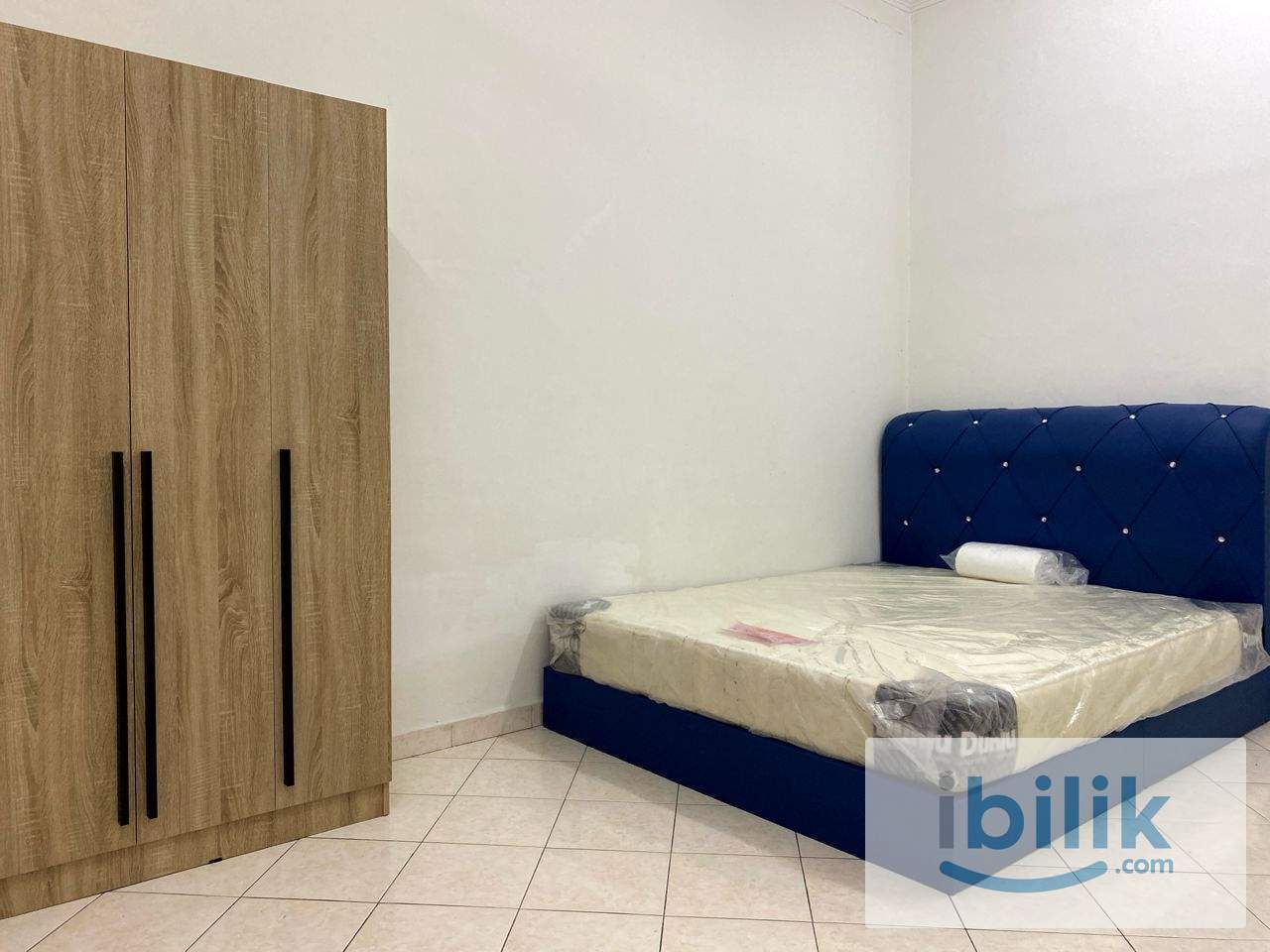 BAYU PUTERI MEDIUM ROOM FULLY FURNISED FOR RENT  - Image 1