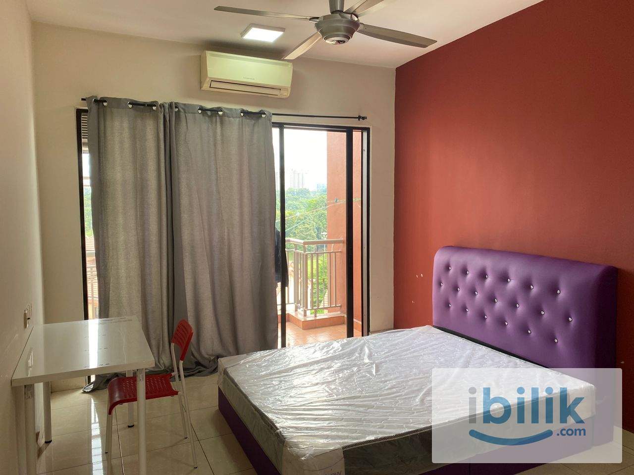 CASA INDAH 1 BALCONY MEDIUM ROOM FOR RENT  - Image 4