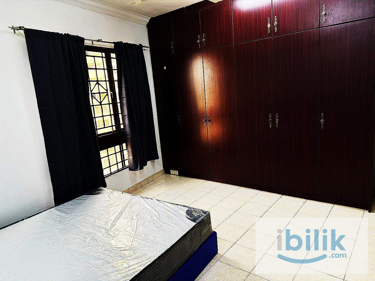 PALM SPRING MIX GENDER MASTER BEDROOM FULLY FURNISHED MRT STATION  - Image 6