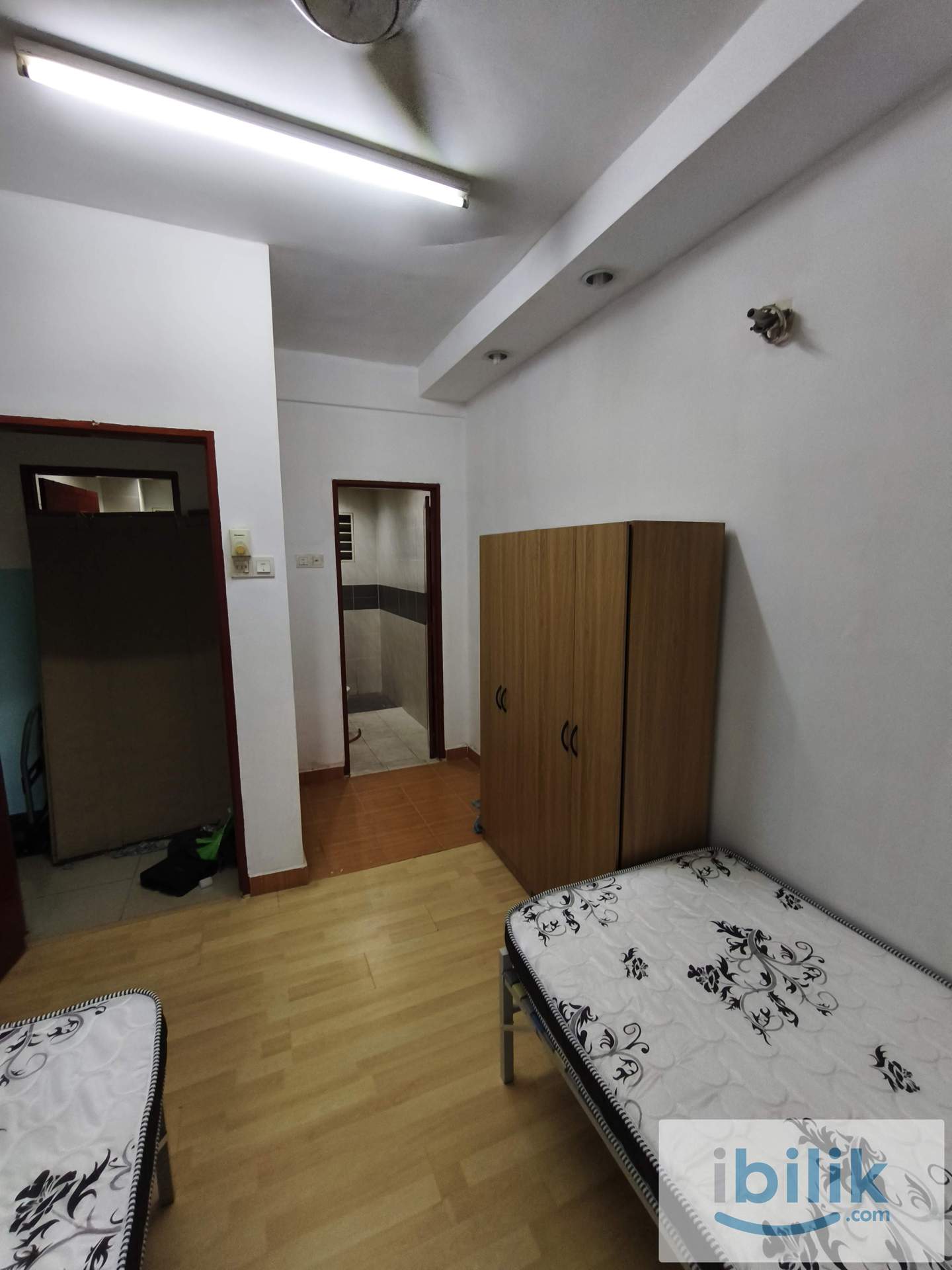 Master bedroom - Image 2