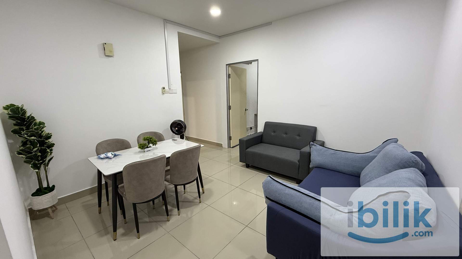 Newly set up master room for rent  - Image 4