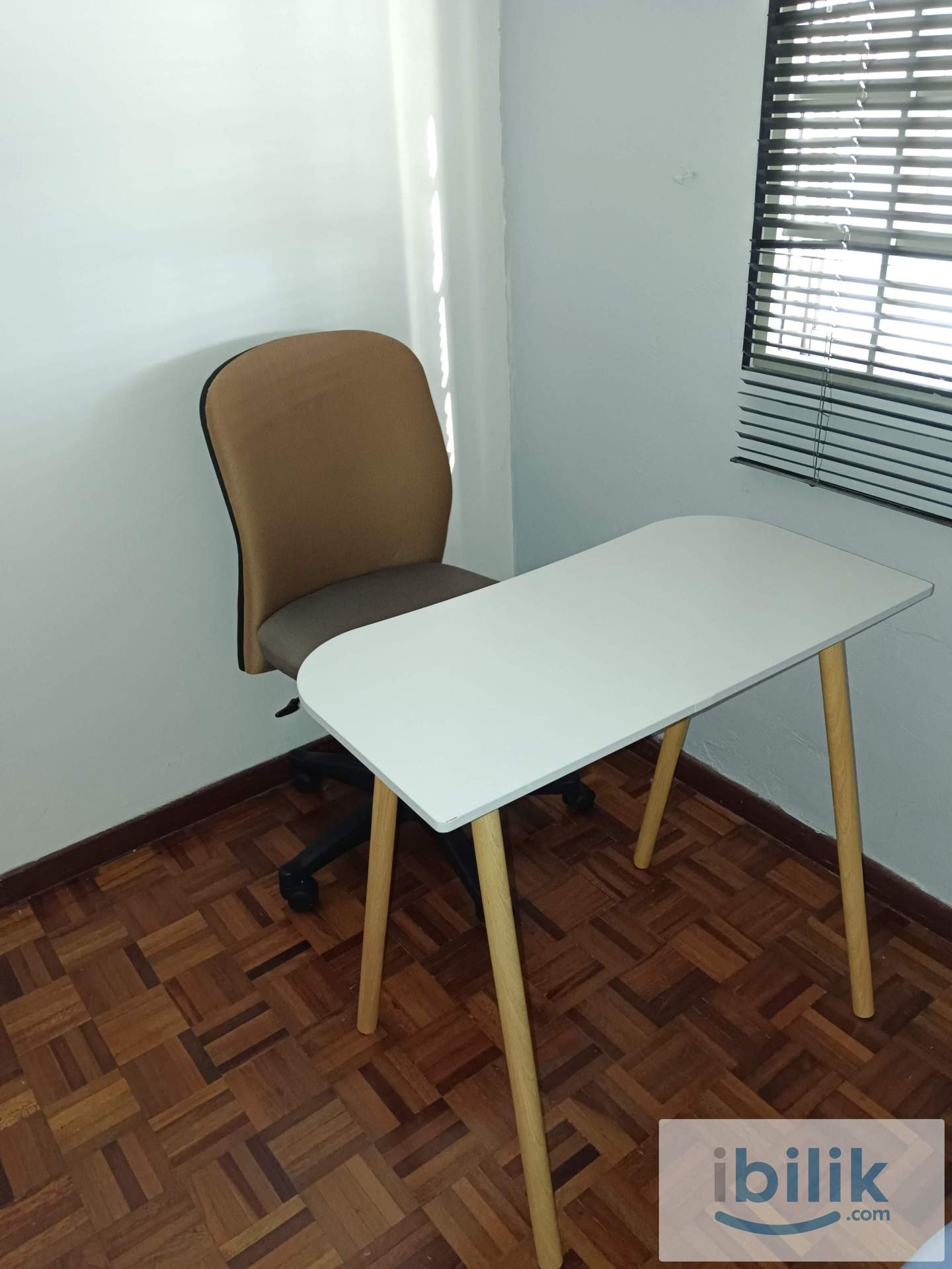 Single Room at Le Chateau 2 for Female | Low Deposit | Peaceful green area near Alice Smith IS  - Image 4