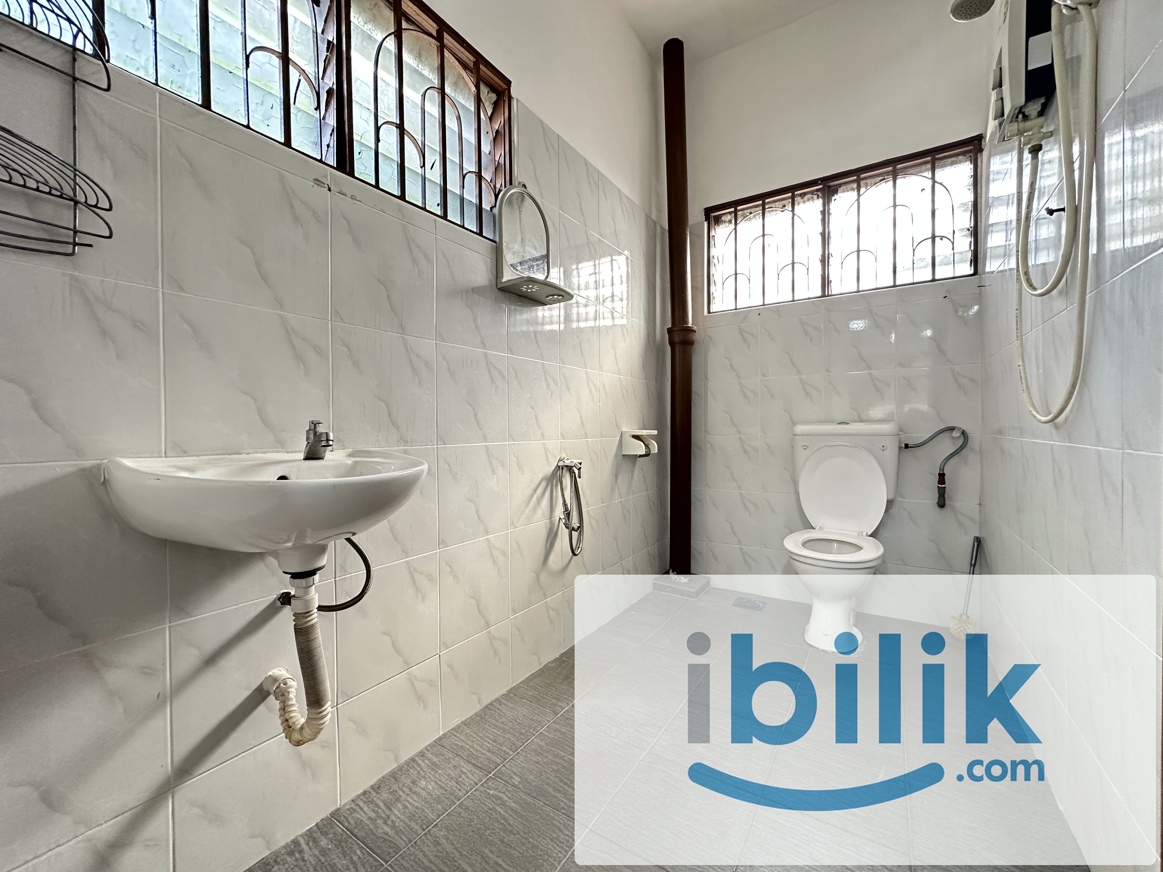 💗Johor Jaya Big Master Room with Private Bathroom for Rent💗 - Image 2