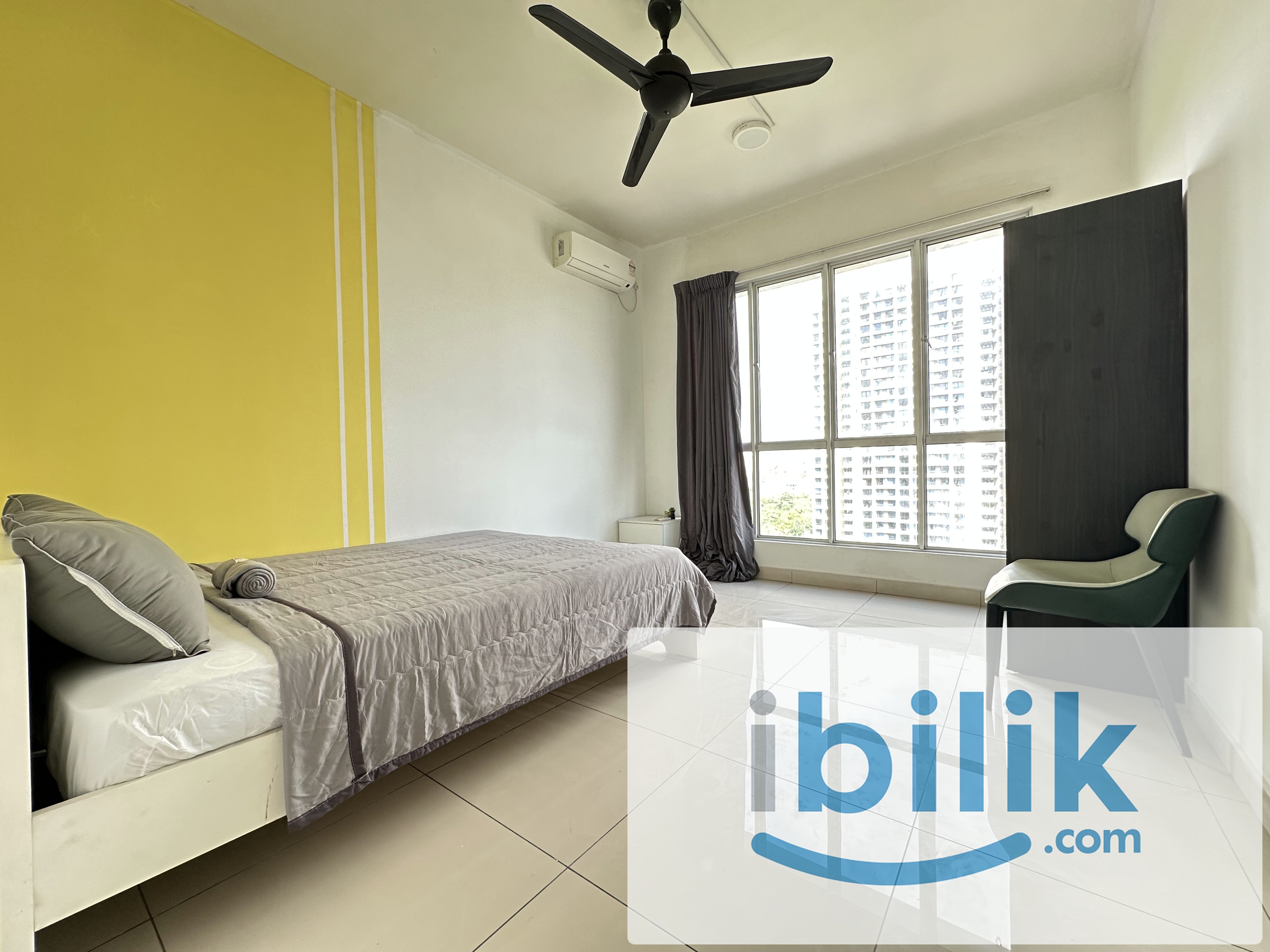 🍀Tampoi Condo Big Fully Furnished Medium Room for Rent🍀 - Image 1