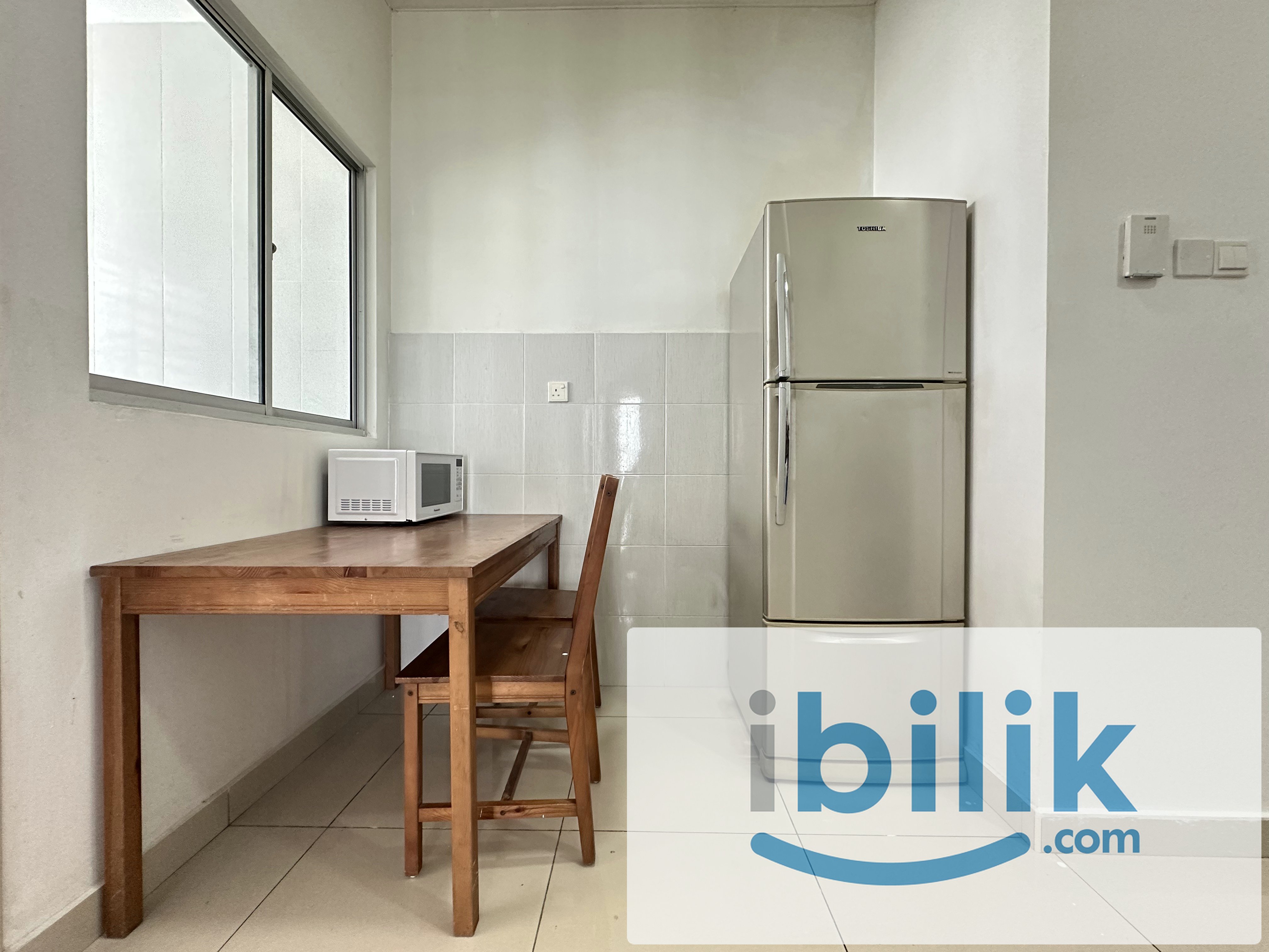 🍀Tampoi Condo Big Fully Furnished Medium Room for Rent🍀 - Image 3