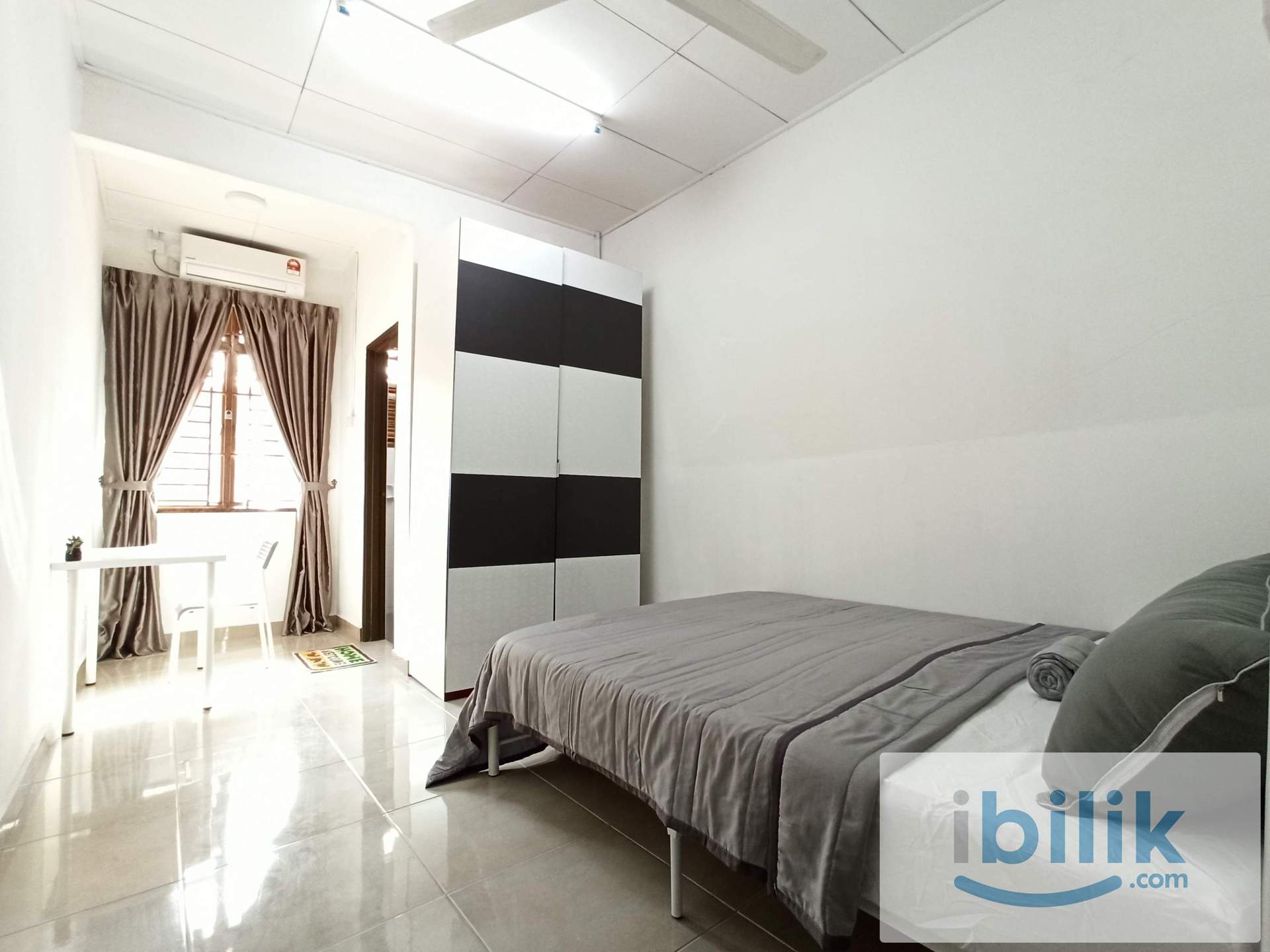 Bandar Dato Onn Fully Furnished Medium Room with Private Bathroom for Rent - Image 1