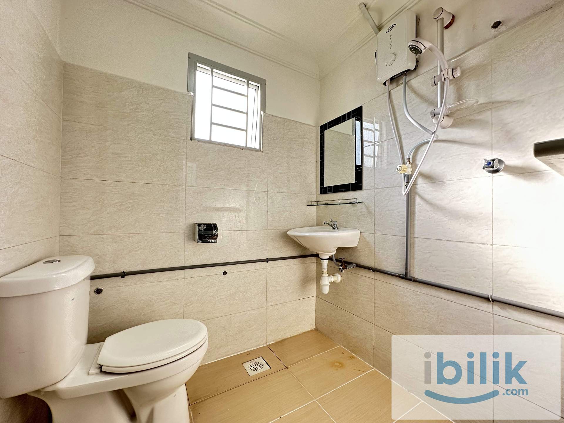 Taman Abad KSL Fully Furnished Balcony Medium Room for Rent - Image 2