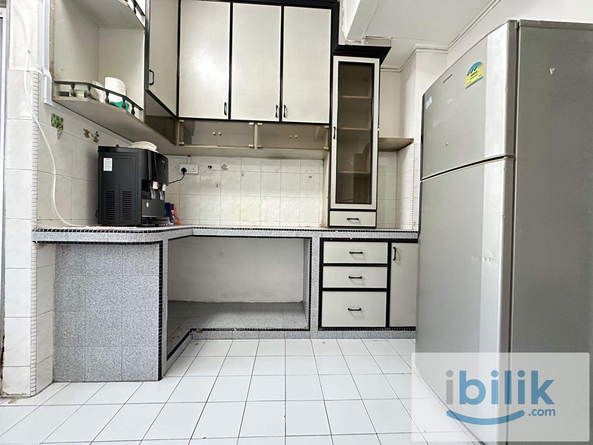 🌟Taman Anggerik, Kempas Fully Furnished Middle Room for Rent🌟 - Image 4