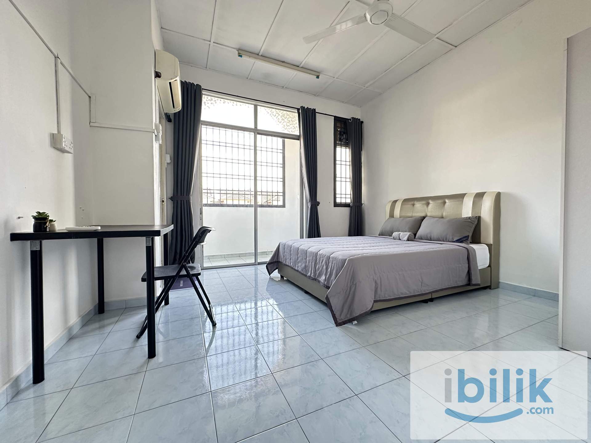 ❤️🧡💛Bukit Indah Fully Furnished Balcony Master Room with Private Bathroom - Image 1