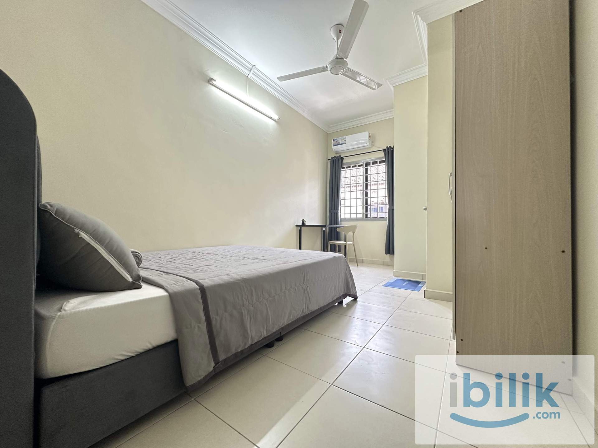 🍀Mount Austin Cozy Medium Aircon Room for Rent🍀 - Image 1