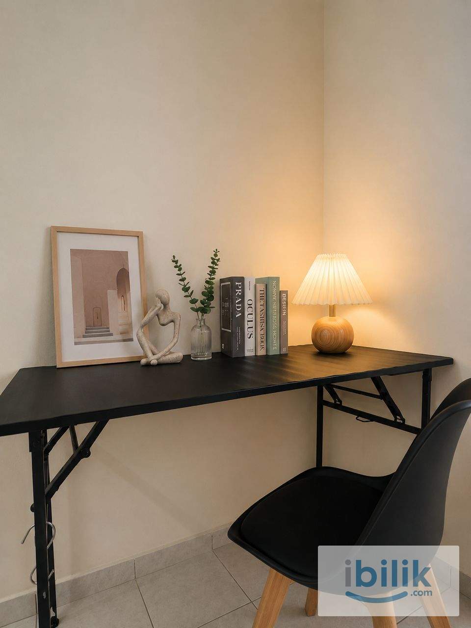 Master Room - Image 4