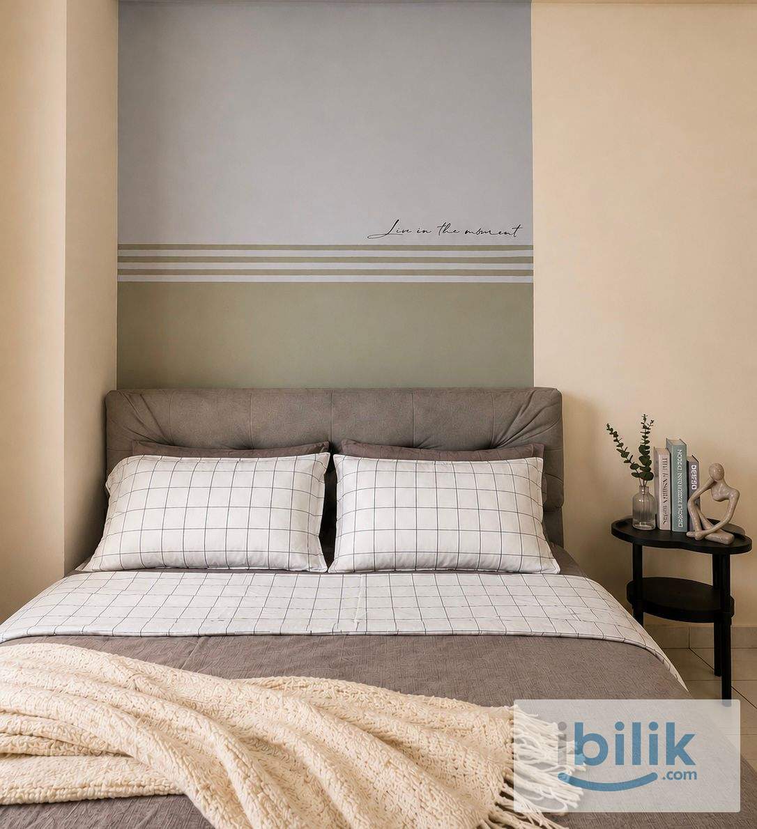 Master Room - Image 1