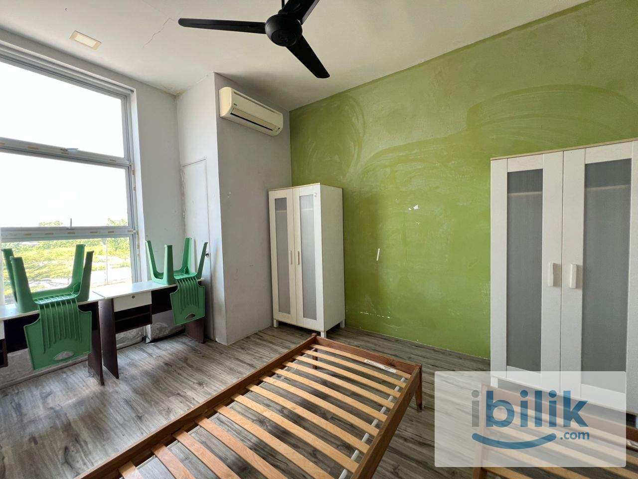 Fully Furnished Room For Rent - Image 1