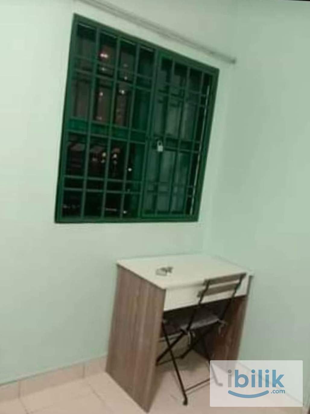 Middle Room for Rent - Image 3