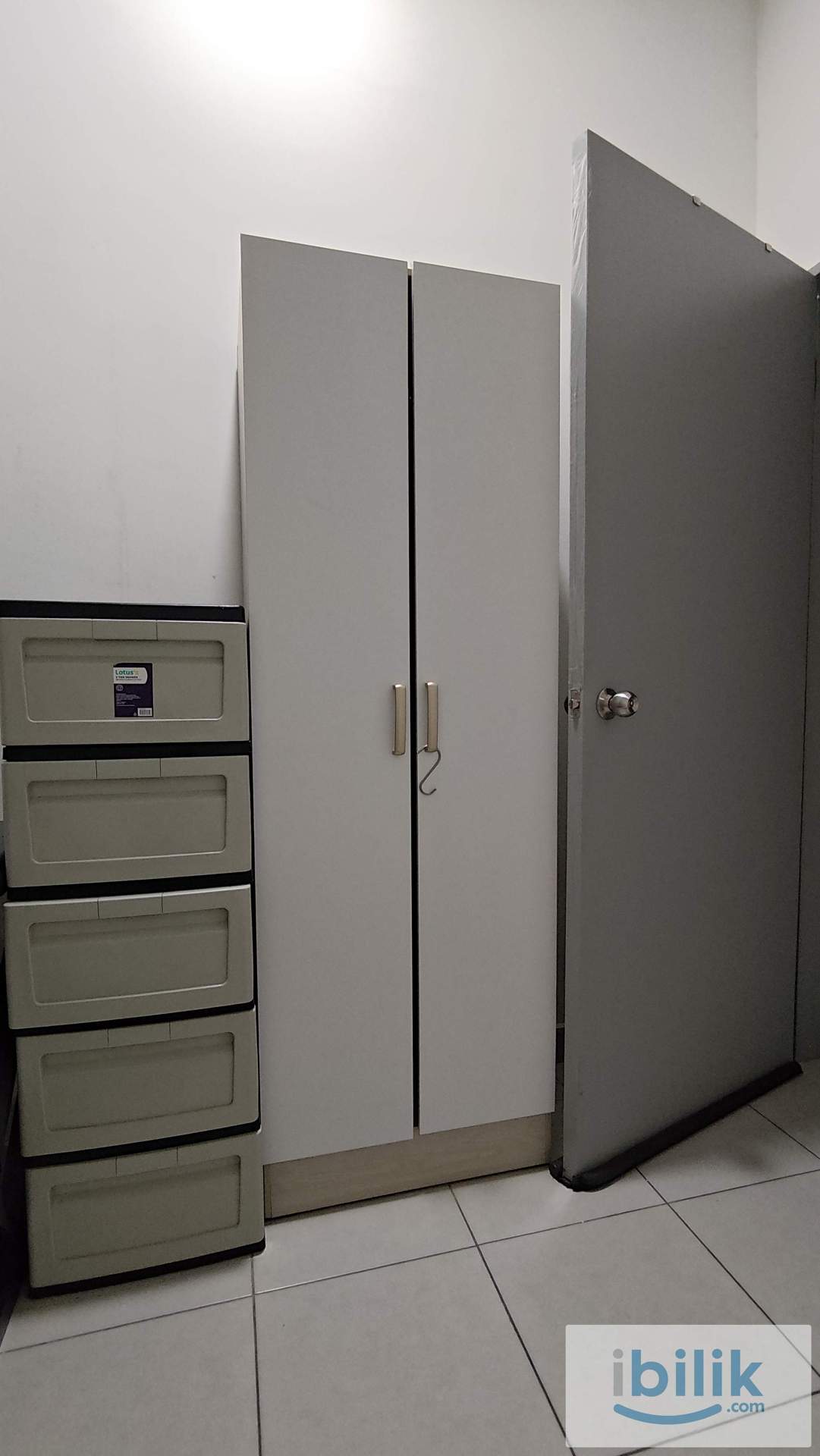 Single Room Next to MRT for rent - Image 3