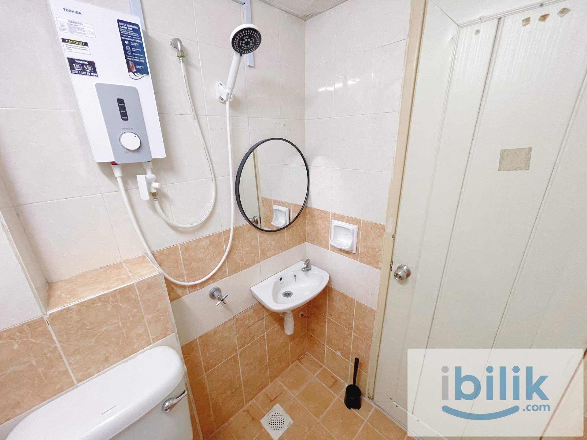 MEDIUM ROOM FOR RENT AT PELANGI DAMANSARA CONDOMINIUM NEAR TO KOTA DAMANSARA, KL - Image 5