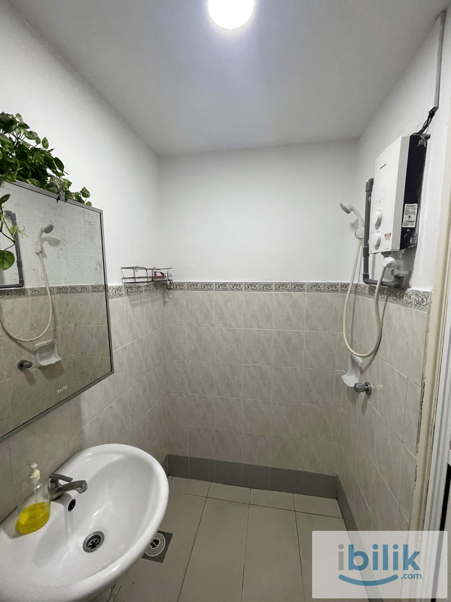 MEDIUM ROOM FOR RENT AT PELANGI DAMANSARA CONDOMINIUM NEAR TO KOTA DAMANSARA, KL - Image 6