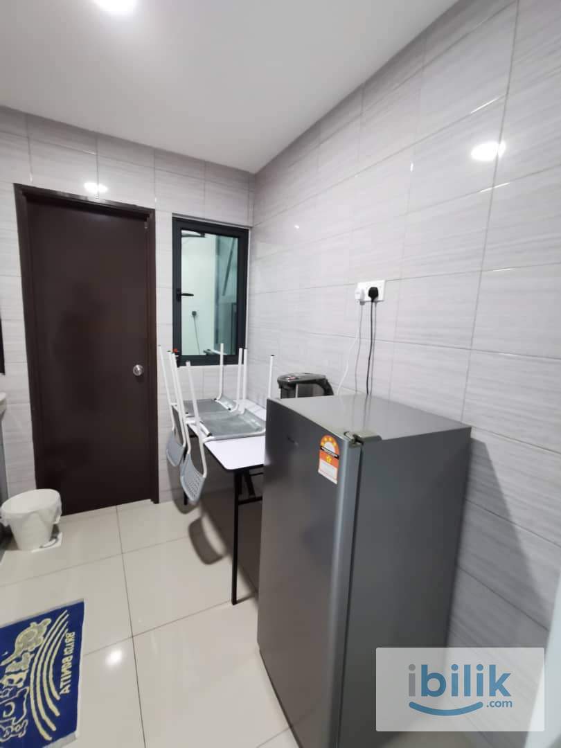 Single Room With Windows @ Symphony Tower Balakong - Image 4