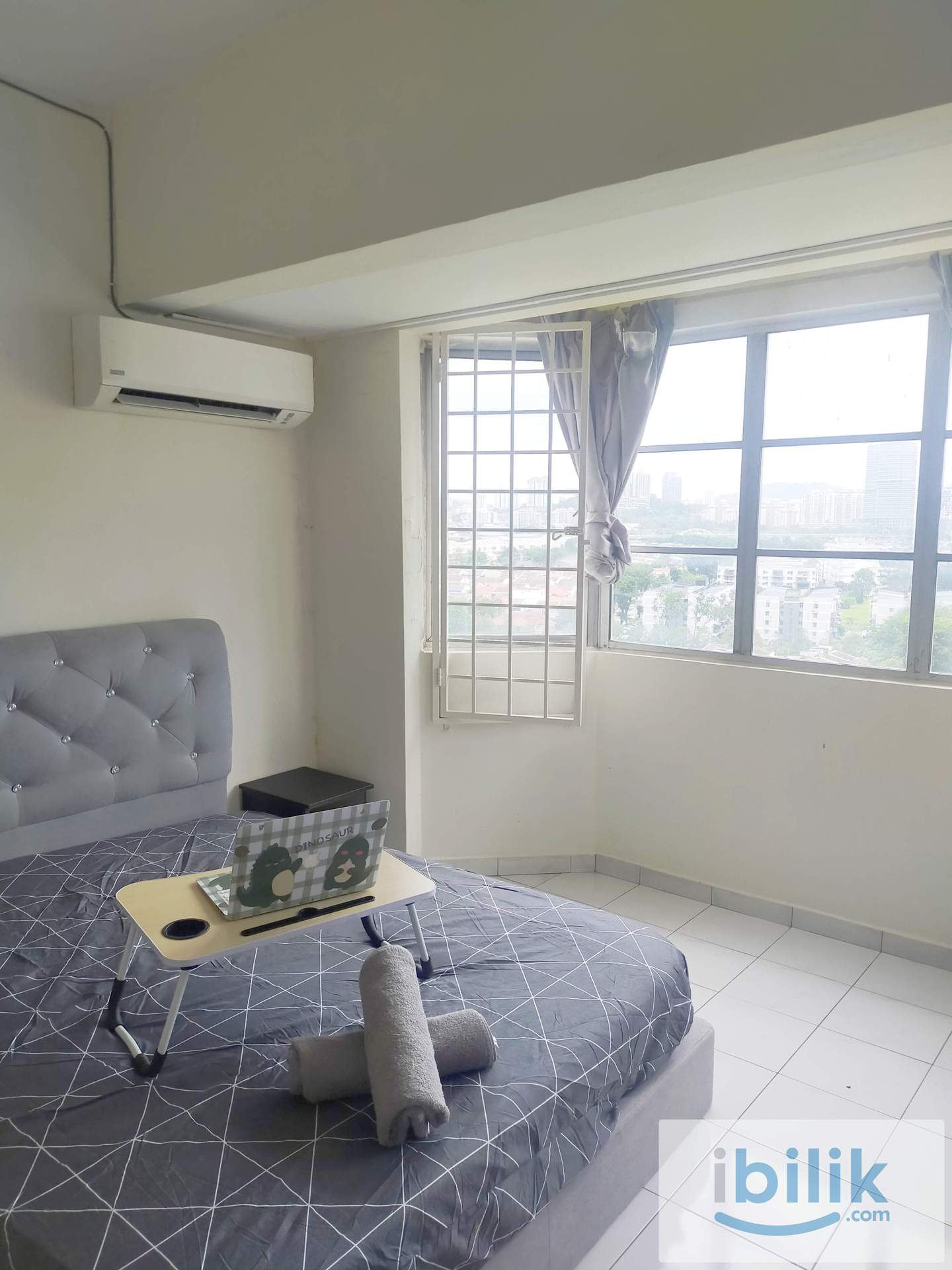 Master Room @ Bam Villa Condo Cheras - Image 1
