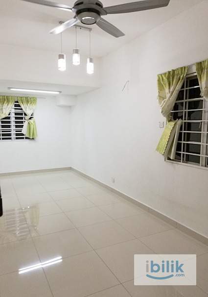 Extended Longer Bedroom @Bukit Rahman Putra near Hospital Sungai Buloh - Image 3