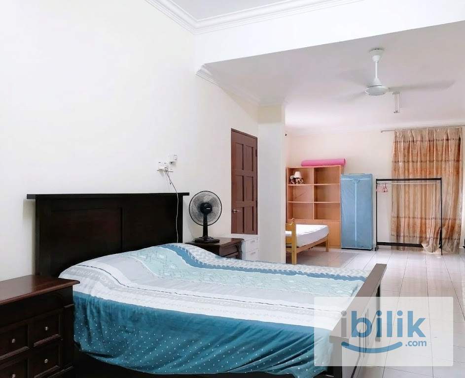 Bedroom (Extended big size, Fully furnished, Personal used bathroom) @ Bukit Rahman Putra, Sungai Buloh for Rent - Image 1