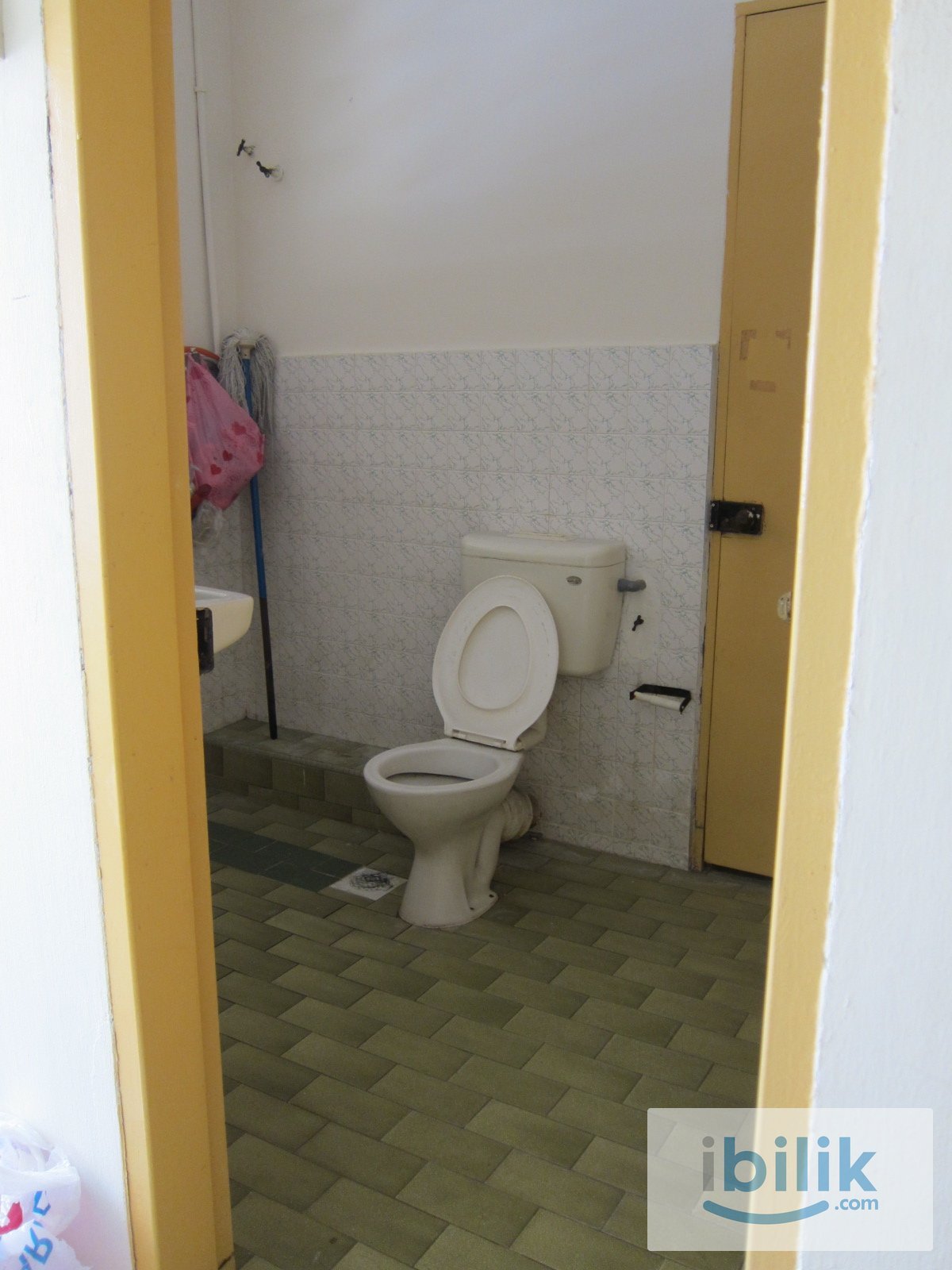 Taman Cheras / Yulek / Jalan Ketumbar / Mutiara Taman Midah MRT - Medium Room in Doubley Storey - Well Maintained - Image 6