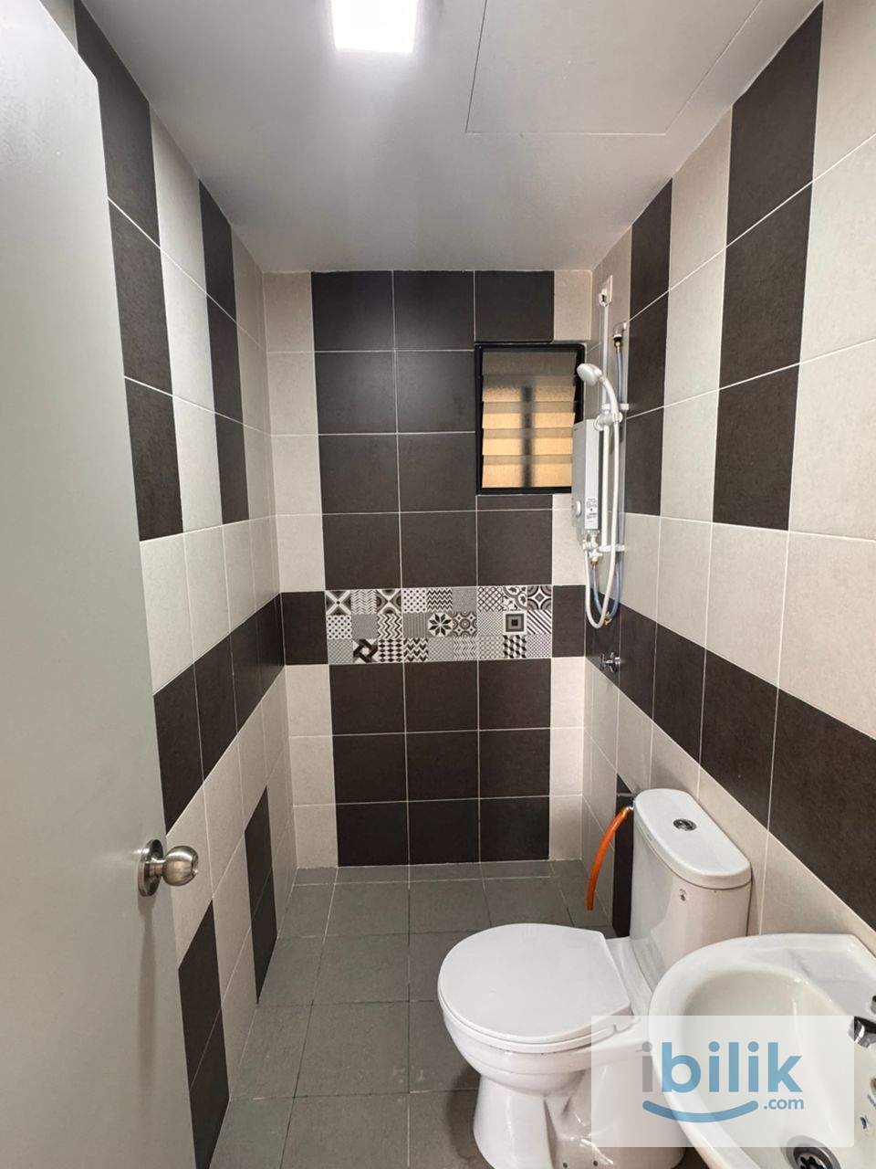 RESIDENSI EMAS Bilik Sewa Master ROOM Kajang 2 – 100% Fully Furnished - Image 3