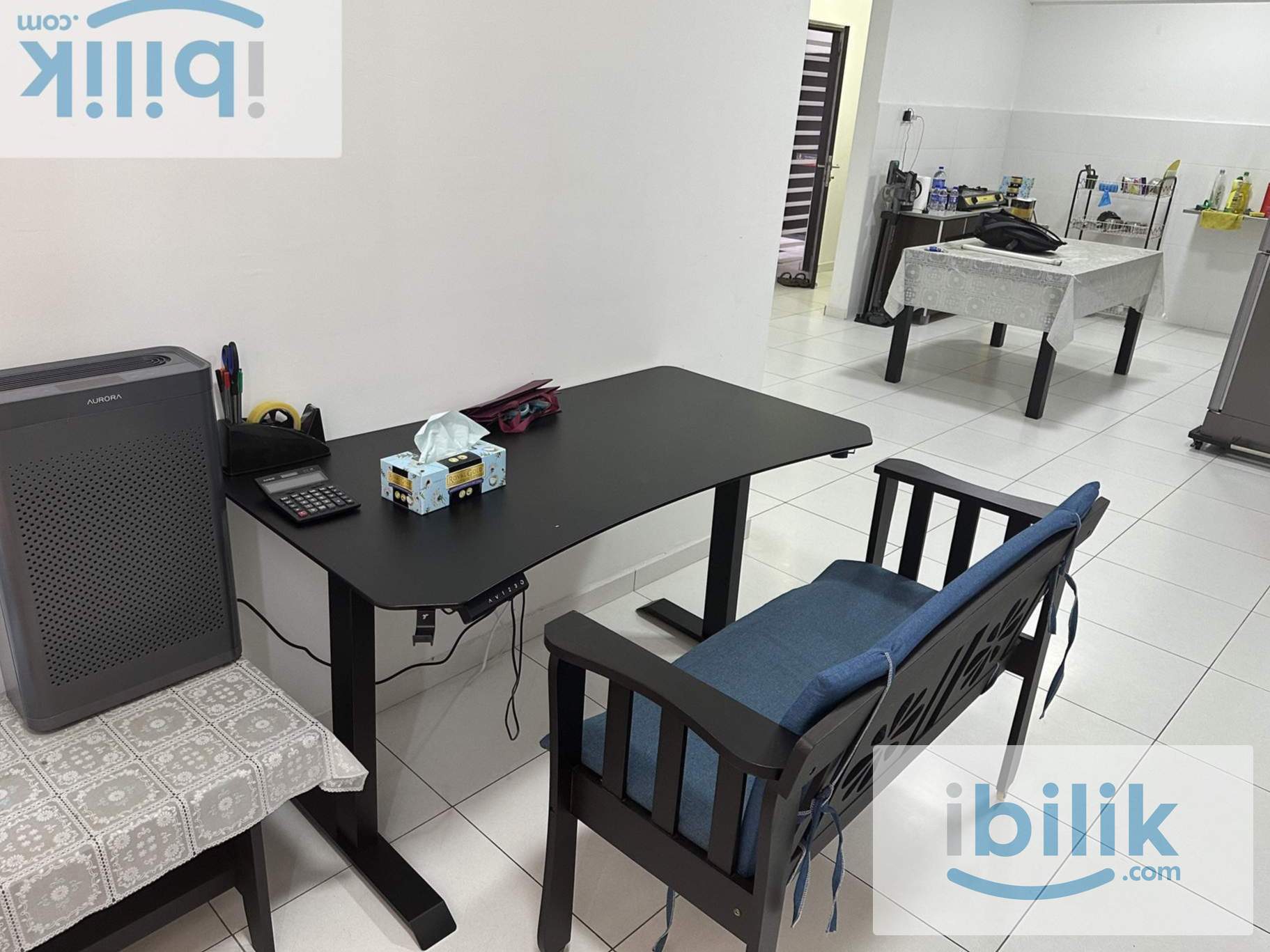 Middle Room for Rent - Image 3