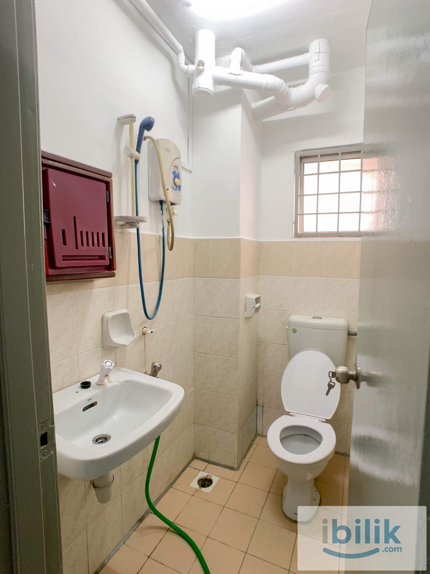 Single Room Male Muslim at Flora Damansara area Damansara Perdana PJ Empire City 1 Utama IKEA KYM Tower Mont Kiara TTDI - Image 8