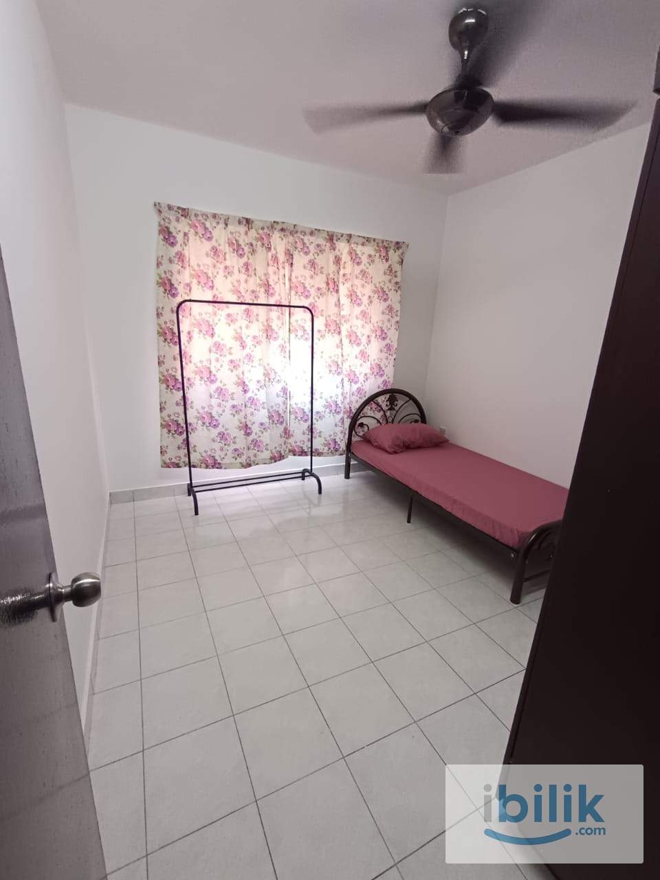 Bilik Sewa Perempuan Single Room di area Damansara Perdana Empire City KPJ2 1 Utama Mont Kiara TTDI - Image 1