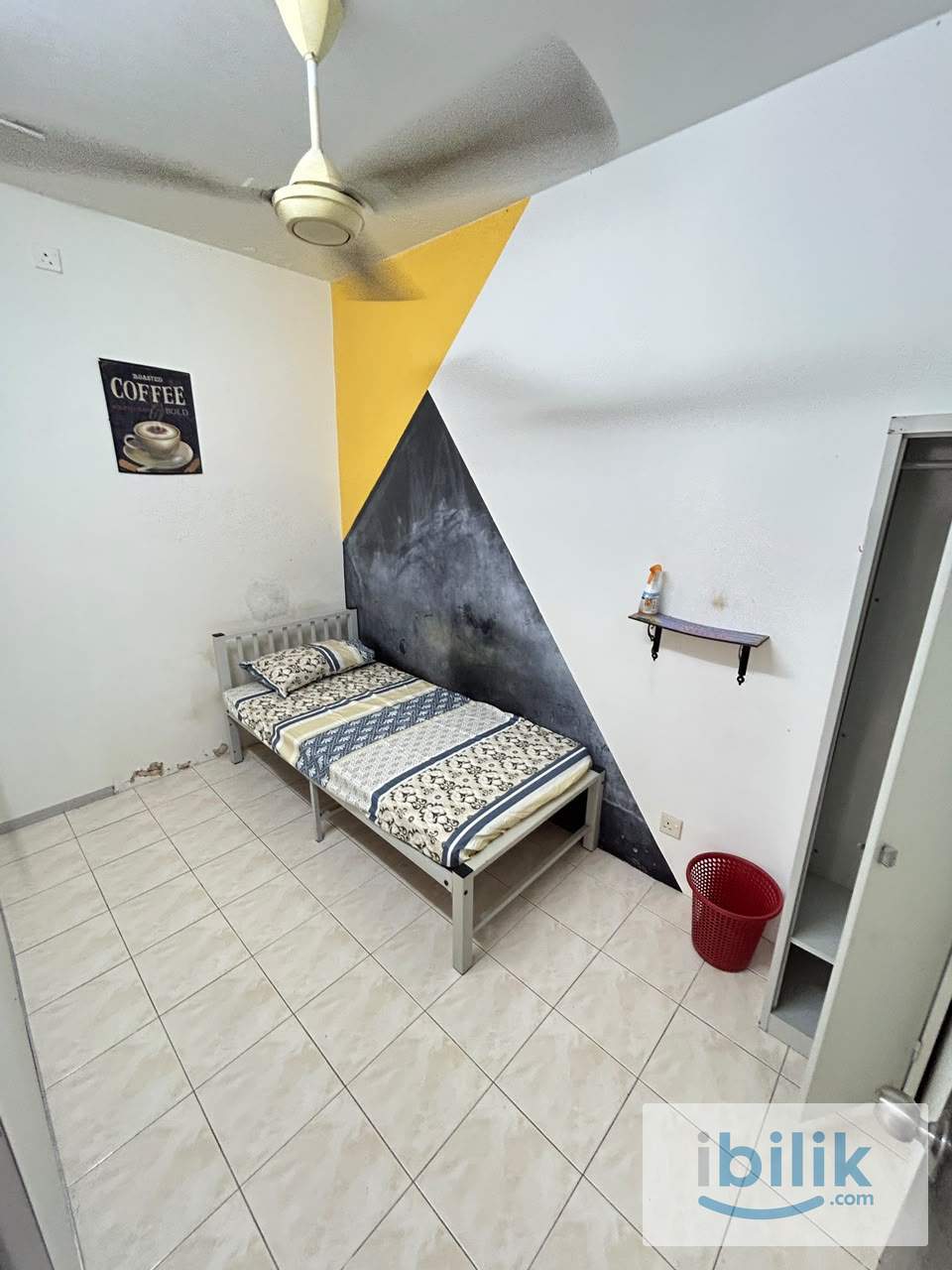 Single Room Male at Desaminium Rimba Taman Equine Seri Kembangan Puncak Jalil UPM AEON GIANT MAEPS Serdang - Image 1