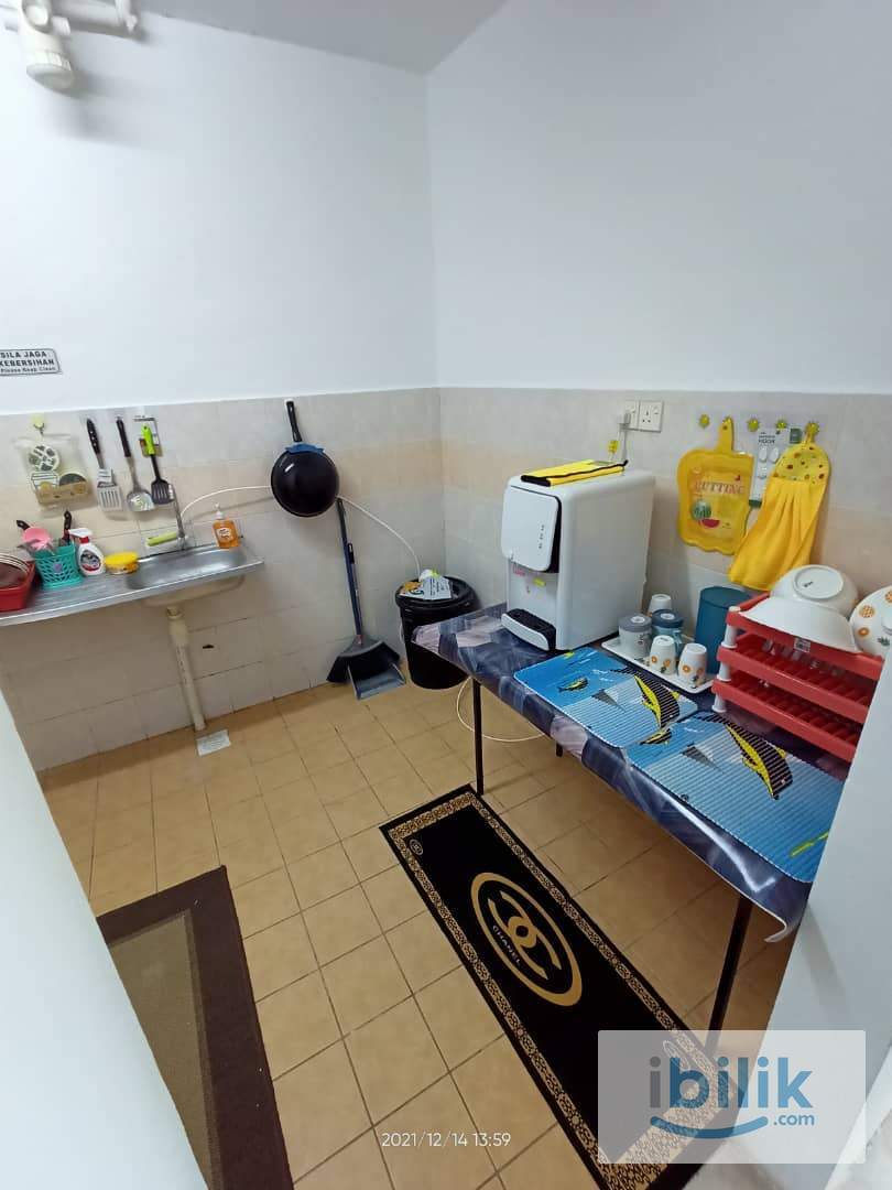 Single Room Male at Desaminium Rimba Taman Equine Seri Kembangan Puncak Jalil UPM AEON GIANT MAEPS Serdang - Image 4