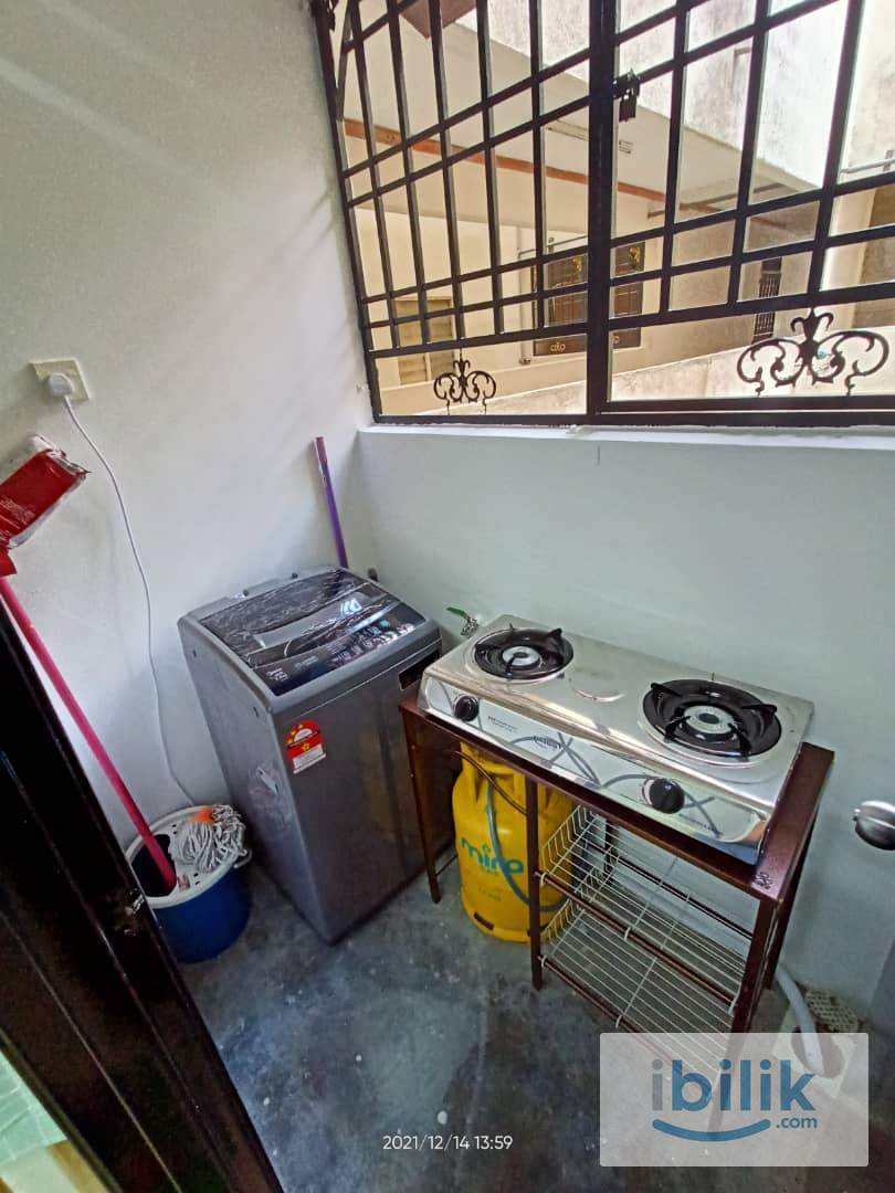 Single Room Male at Desaminium Rimba Taman Equine Seri Kembangan Puncak Jalil UPM AEON GIANT MAEPS Serdang - Image 6