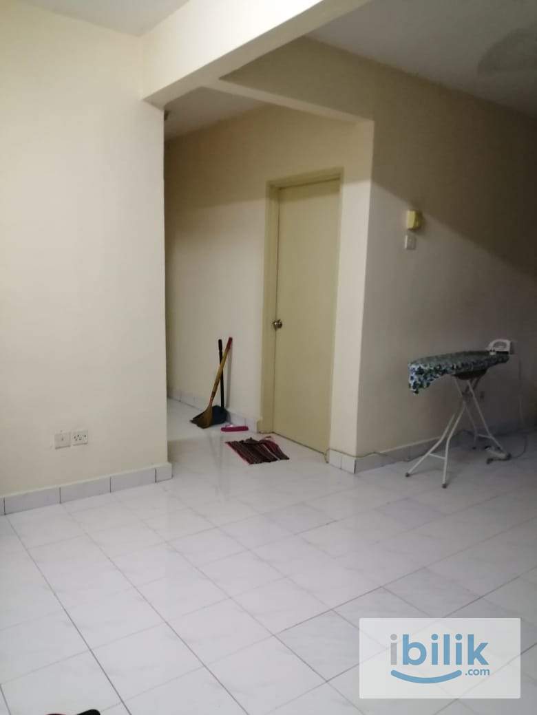 Small Room - Image 6
