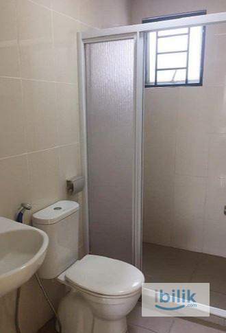 Single Room Oug Parklane - Image 3