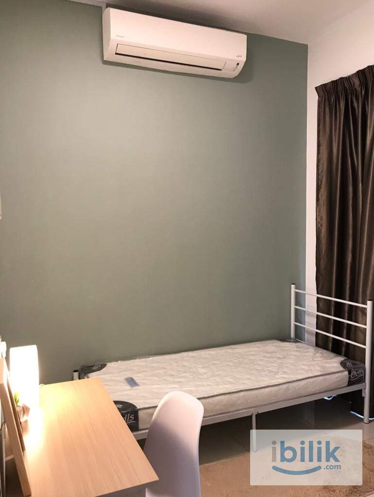 8 Kinrara Cozy Single room for rent - Image 1