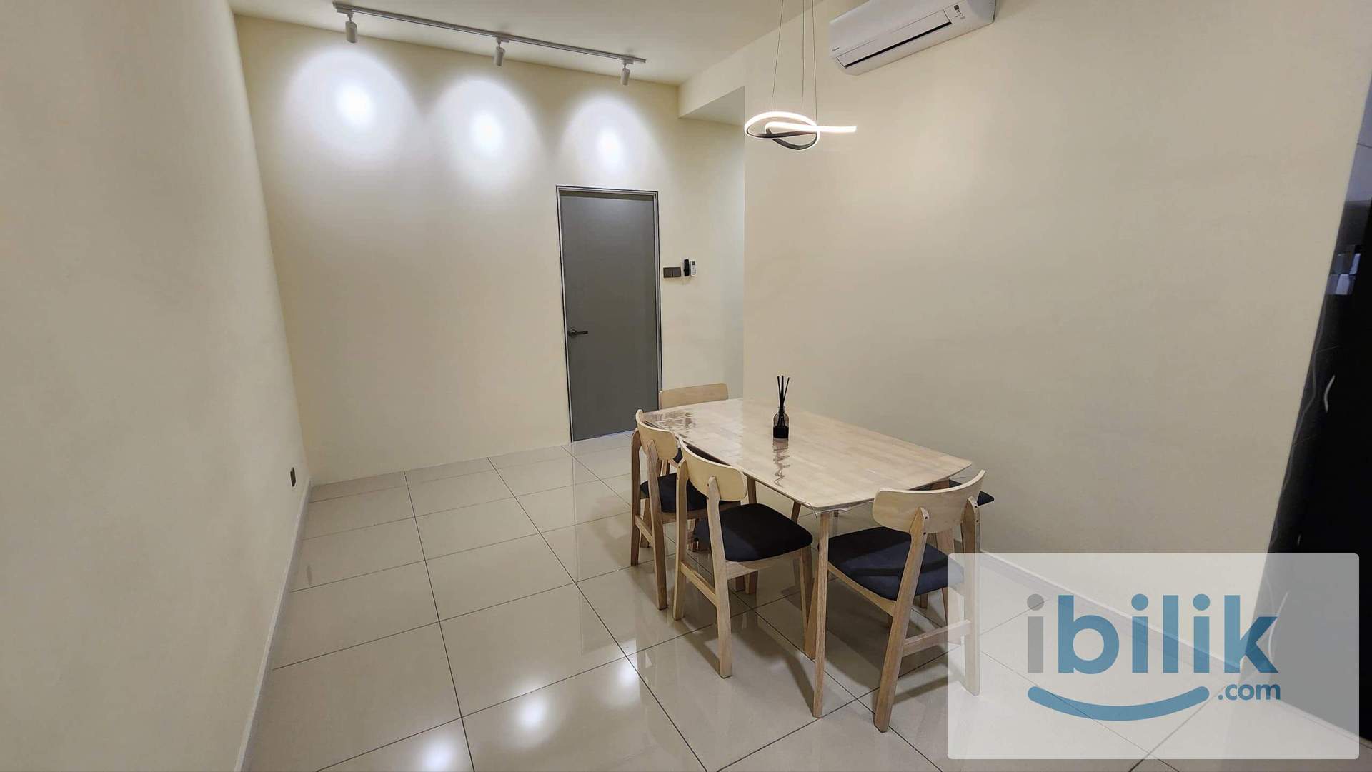 The ERA @ Duta North – Small Room For Rent - Image 4