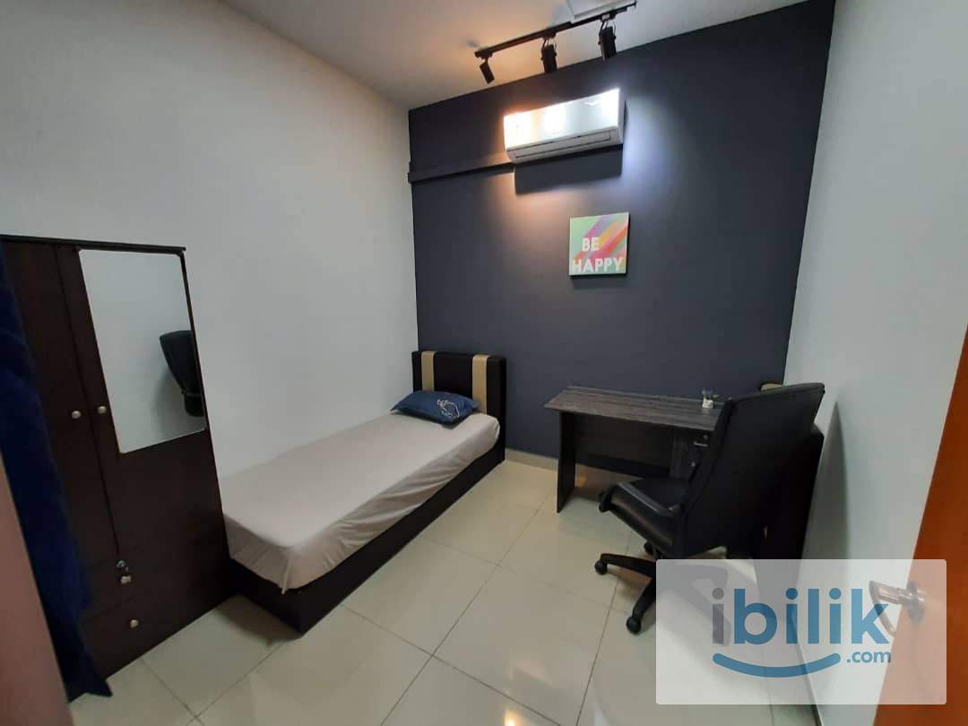 Free WIFI Single Room at Parkhill Residence - Image 1