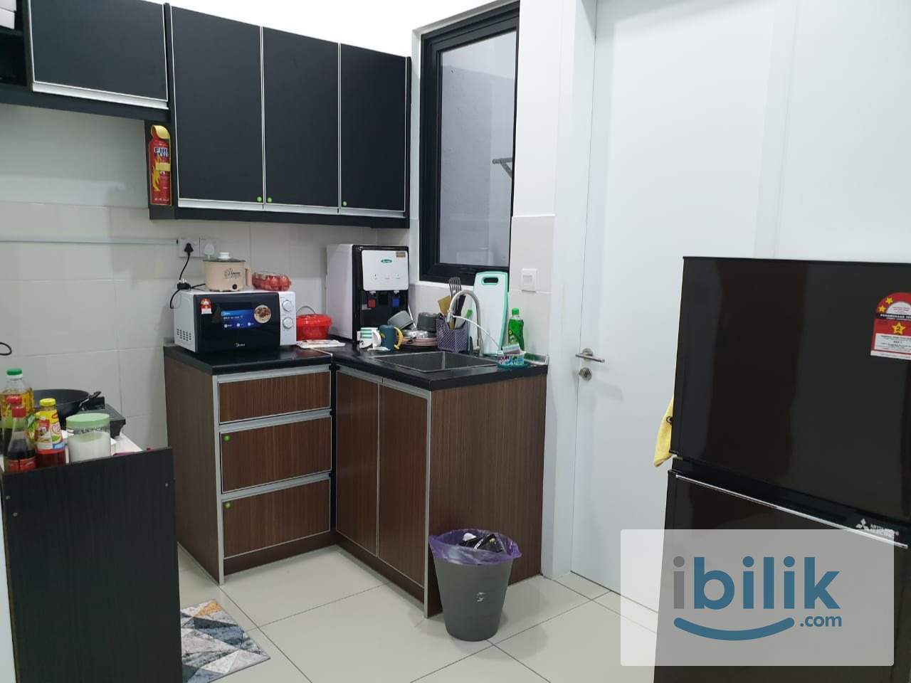 Free WIFI Single Room, Female Unit at Le Pavilion - Image 4