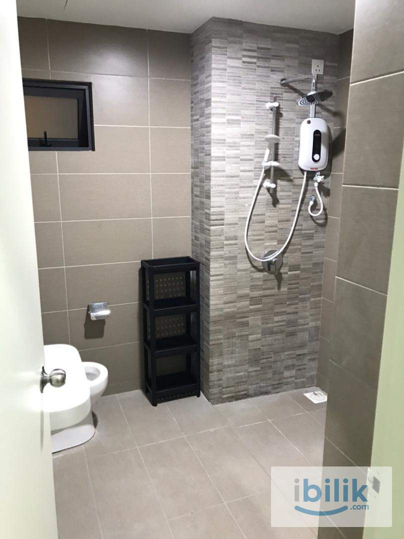 Free WIFI Single Room at Parkhill Residence - Image 2