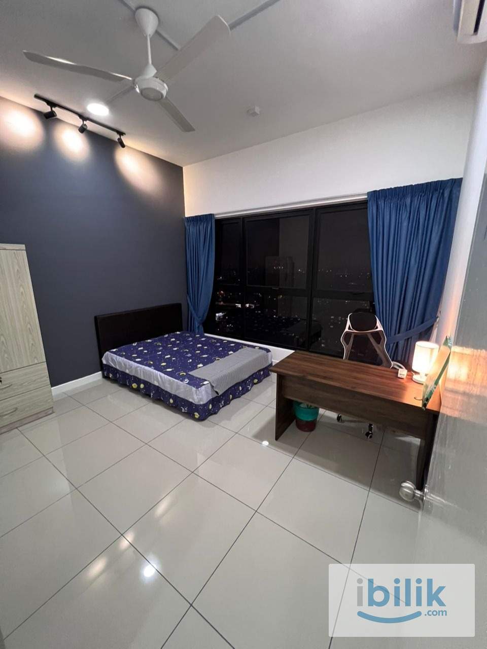 Free WIFI Single Room at Le Pavilion - Image 2