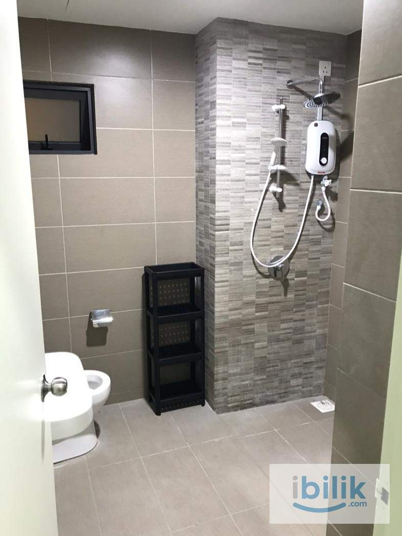 Free WIFI Single Room at Parkhill Residence - Image 2