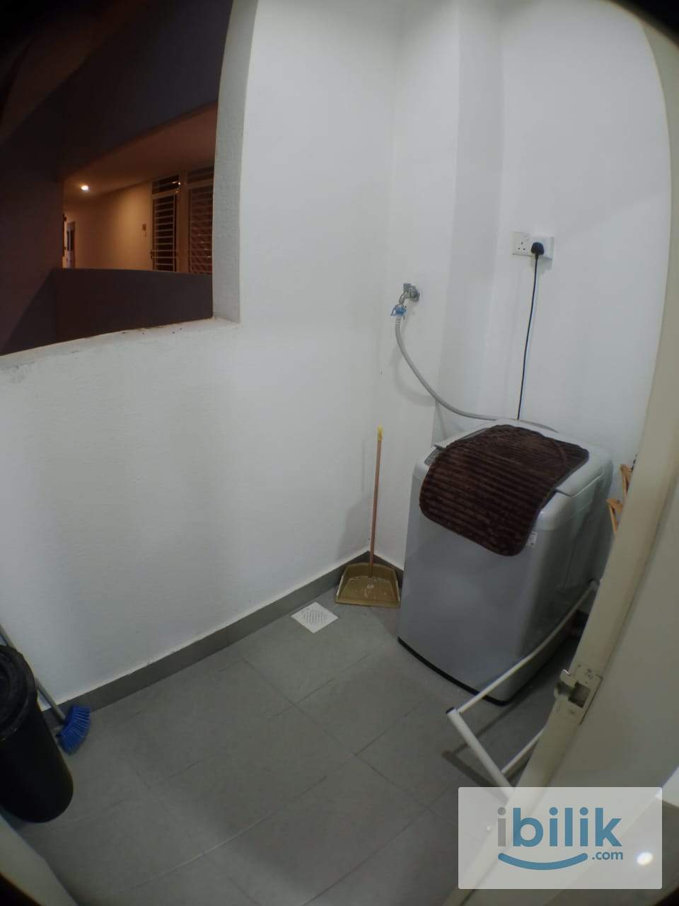 Free WIFI Single Room at Parkhill Residence - Image 5