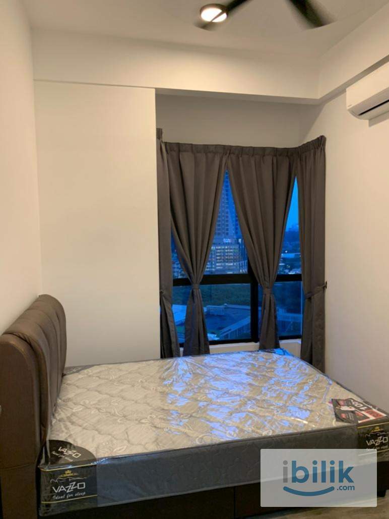 Master Room – Ideal for Long-Term Stay near by KL Eco City, Kuala Lumpur - Image 3
