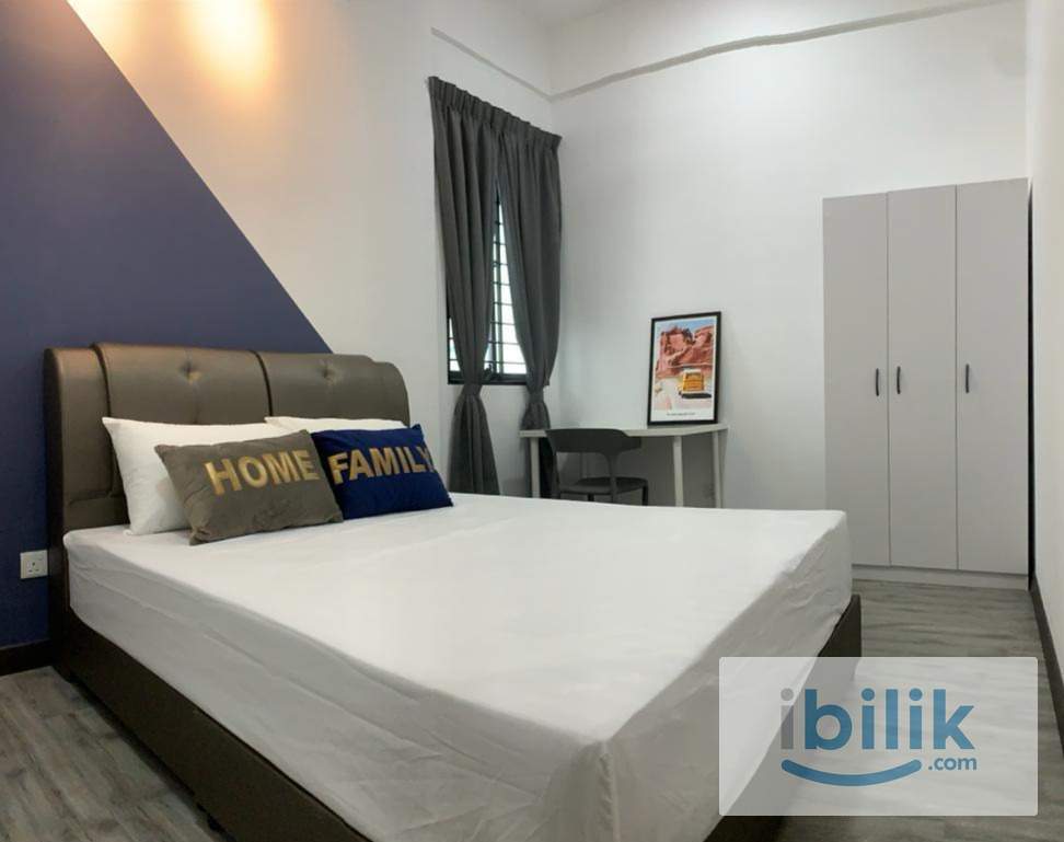 Budget Middle Room – Worth It near by KL Eco City, Kuala Lumpur - Image 3