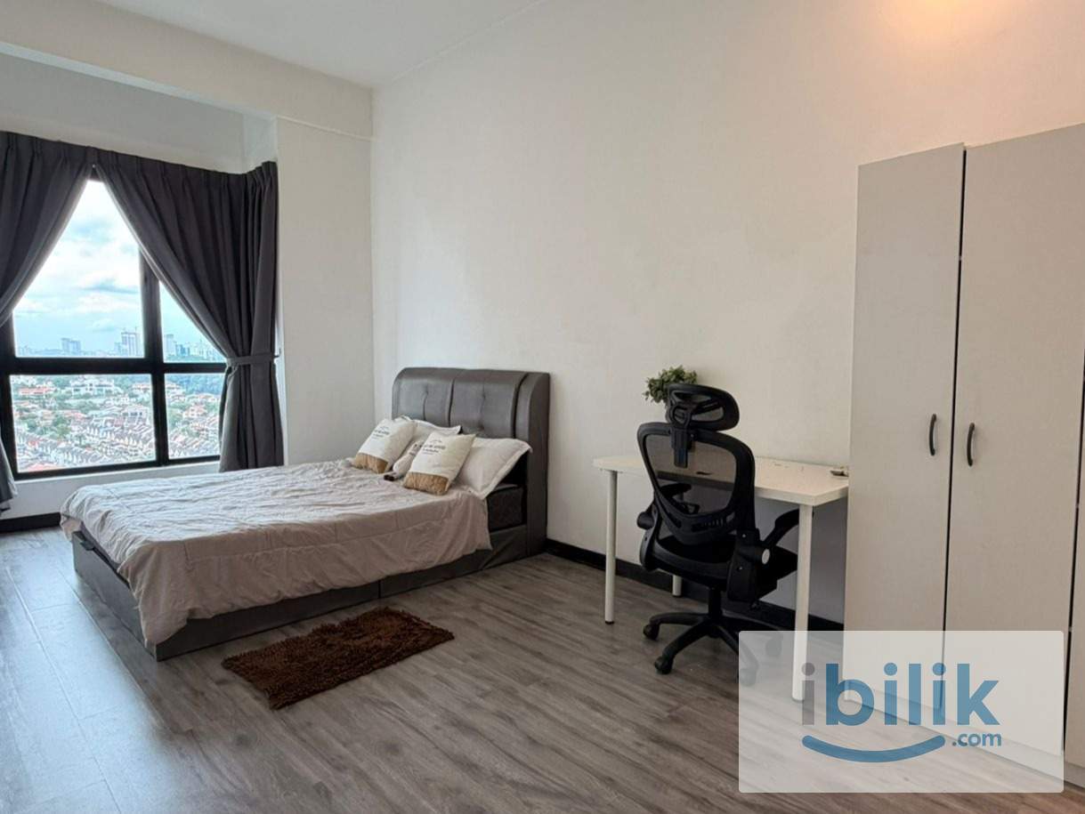 Master Room – Privacy & Comfort Guaranteed Available near by KL Eco City, Kuala Lumpur - Image 3